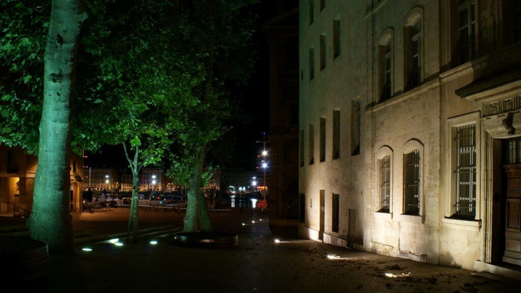 La place Bargemon, à côté de la Mairie